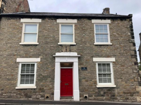 Pinfold House, Richmond